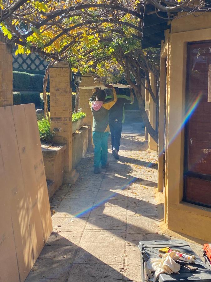 The Tuscan Garden ニューカッスル エクステリア 写真